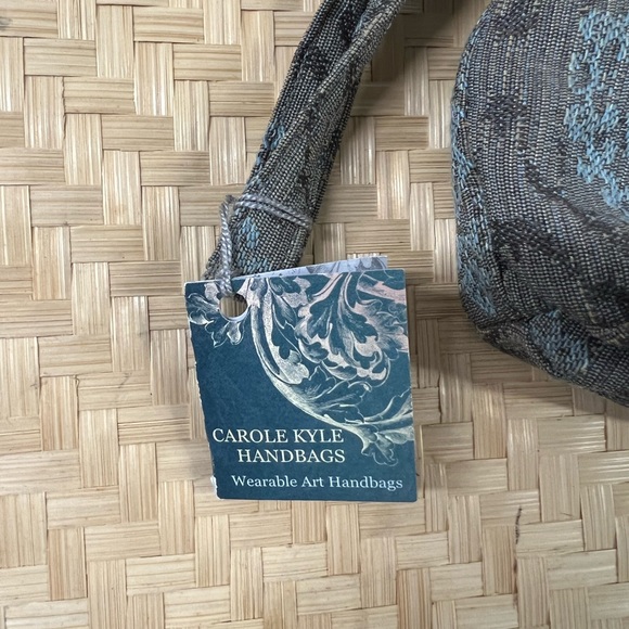 Carole Kyle handmade Artistry Clutch - Picture 3 of 8